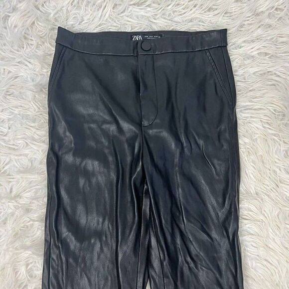 Zara Women’s Black Faux Leather Skinny Pants Casual Size Medium Stretch Mid Rise - Picture 8 of 11